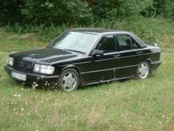 Mercedes 190 E, motor, převodovka, olej